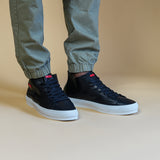 Baynor / Black Full-Grain Leather / White
