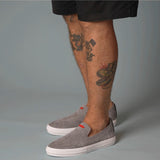 Glover / Dark Grey Pig Suede / White