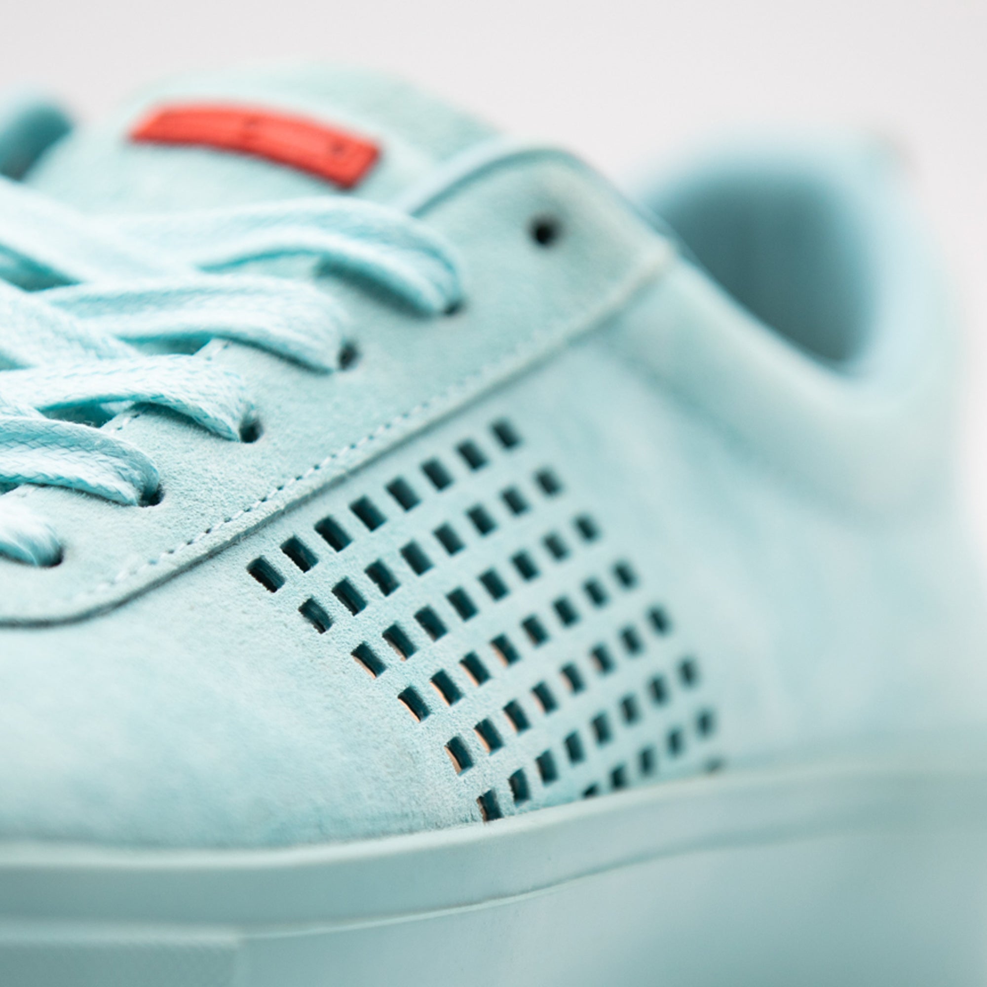 Cavell / Light Blue Pig Suede