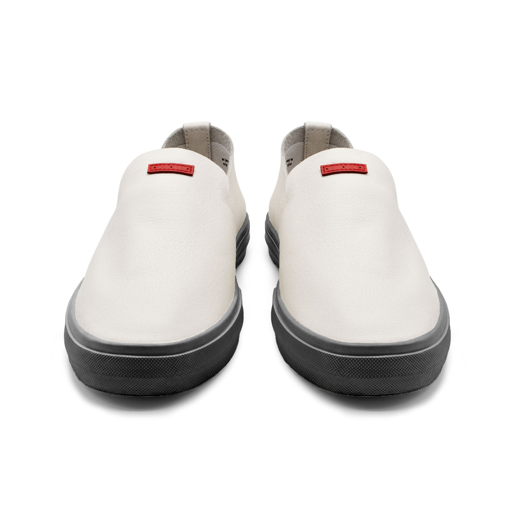 Glover / Bone Full-Grain Leather / Black