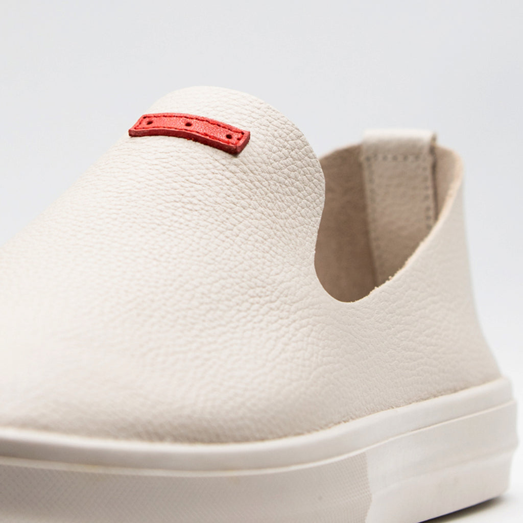 Glover / Light Grey Full-Grain Leather