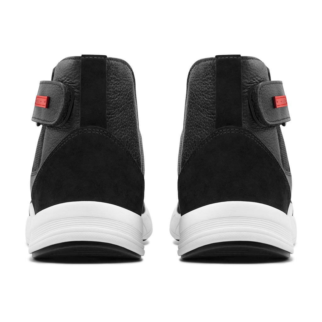 Moonrun / Black White