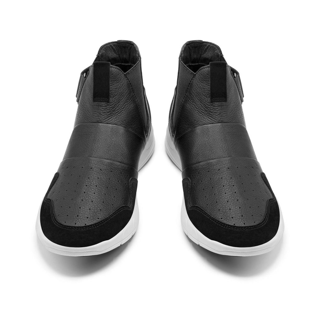 Moonrun / Black White