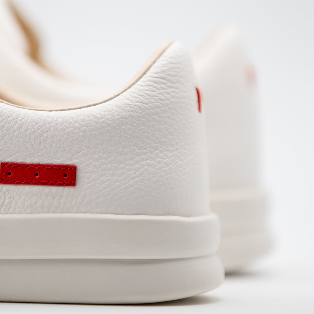 Stanley / White Full-Grain Leather